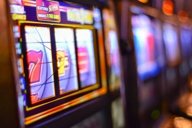 Live dealer studio setup for Texas Hold'em Bonus on macau18